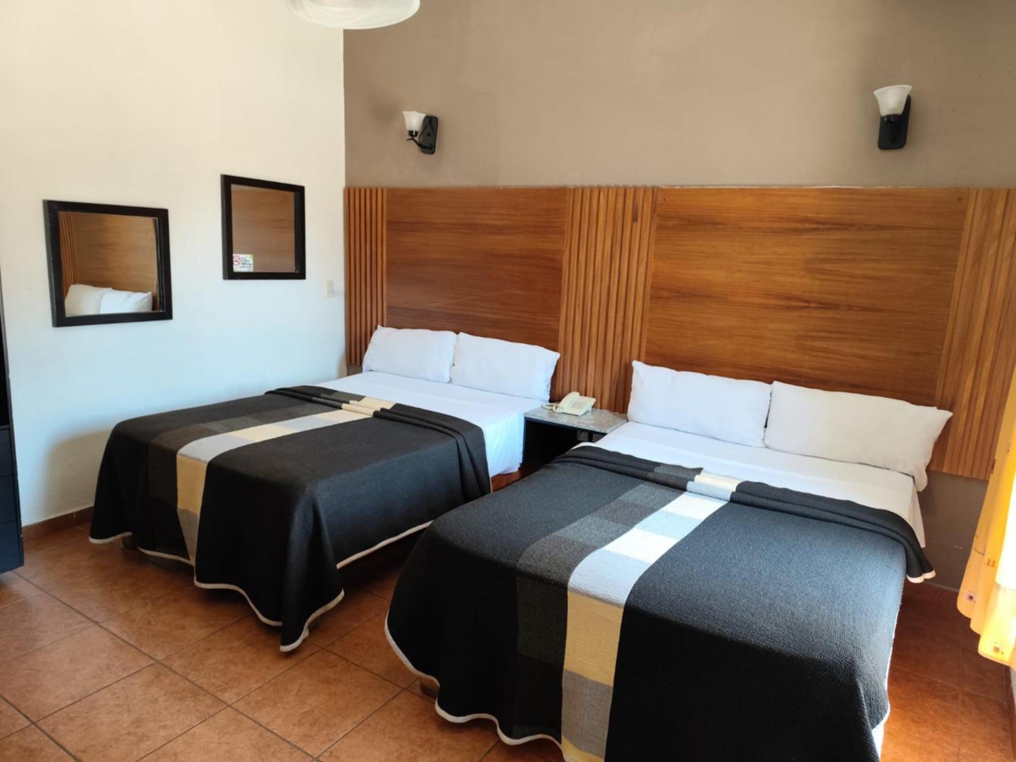 Hotel Aquiles Guadalajara Rom bilde
