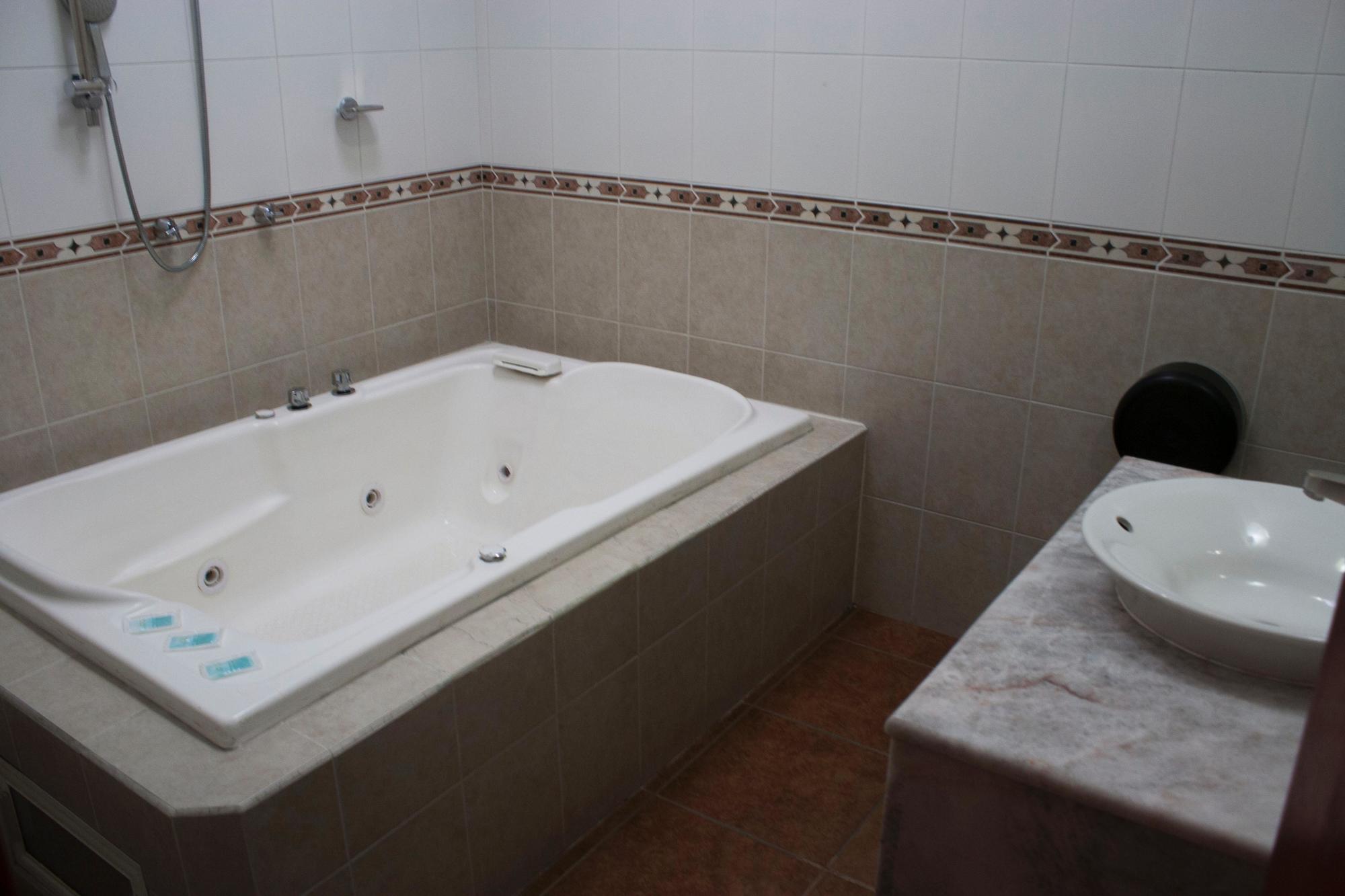 Hotel Aquiles Guadalajara Eksteriør bilde